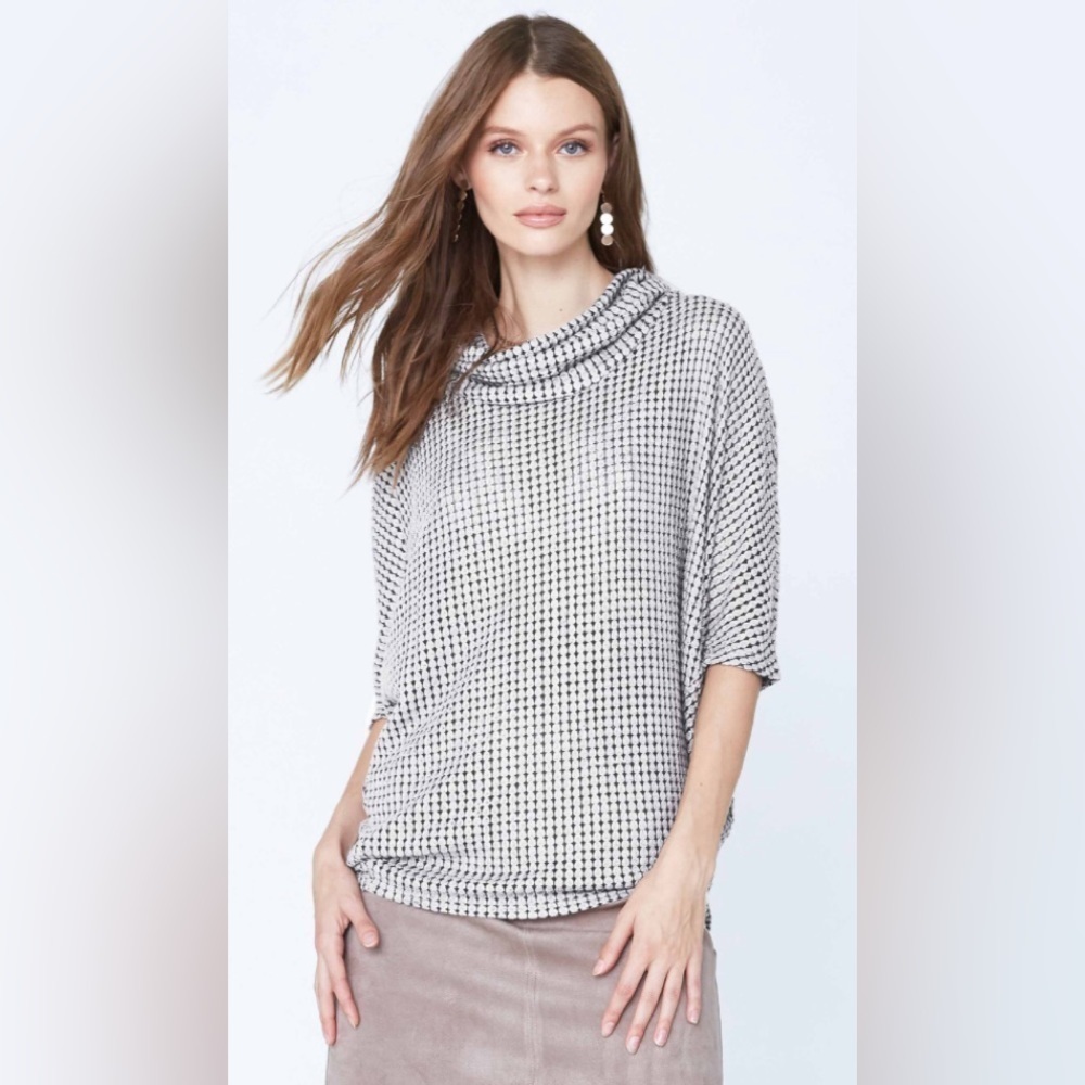 Laila Jayde Dolman Top